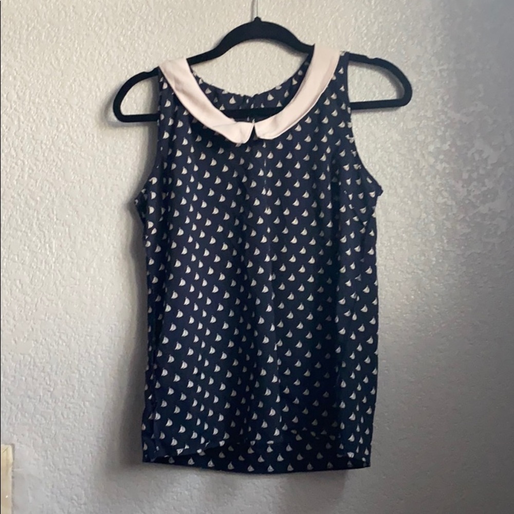 Armless blouse